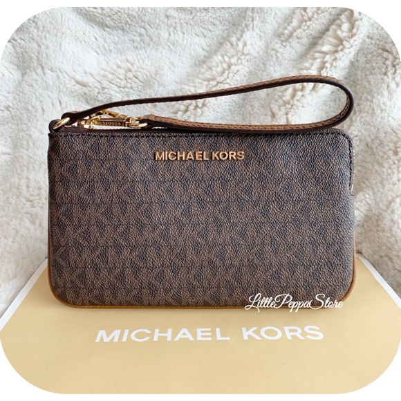 MICHAEL Michael Kors Handbags - MICHAEL KORS JET SET WRISTLET MK BROWN MICHAEL Michael Kors Handbags - MICHAEL KORS JET SET WRISTLET MK BROWN